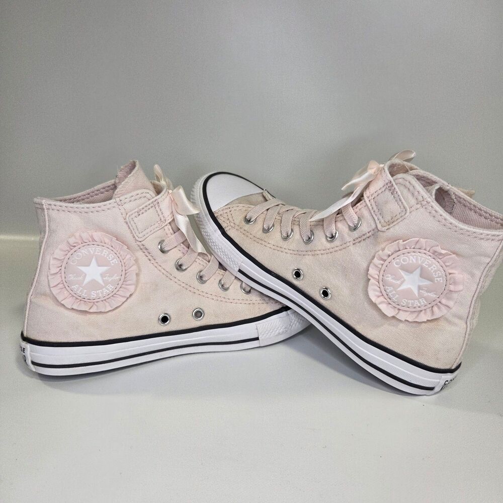 Converse Chuck Taylor High Top Sneaker Pink Ruffle  Bow sz 3 youth (big girls)